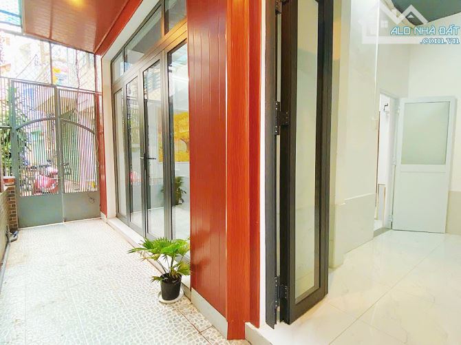 NGAY HOÀNG VĂN THỤ 52M2 - 3TẦNG - 4PN, 4WC, CHỈ 5TỶ XÍU CÒN TL DÒNG TIỀN ỔN ĐỊNH 20TR/THÁN - 2