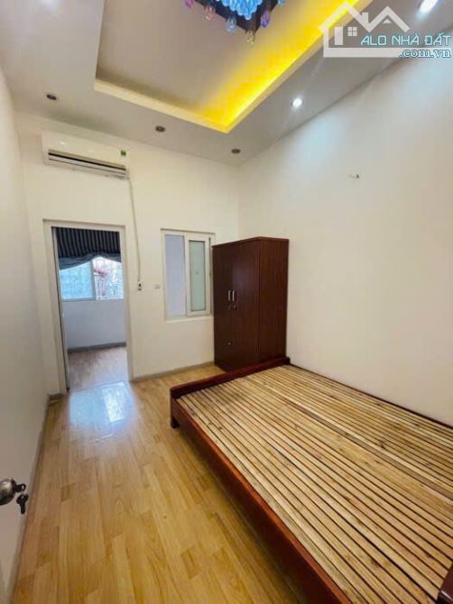SIÊU HIẾM! TÂY SƠN-DT KHỦNG 60m, CHỈ 8 TỶ-Ô TÔ CẠNH NHÀ-CÁCH 20m VIEW HỒ-HAI THOÁNG - 2