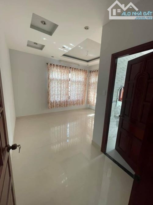 Hạ gần nửa tỷ, Đường số, gần chợ Tân Mỹ, Quận 7, 6x20, 16.3 tỷ. - 2