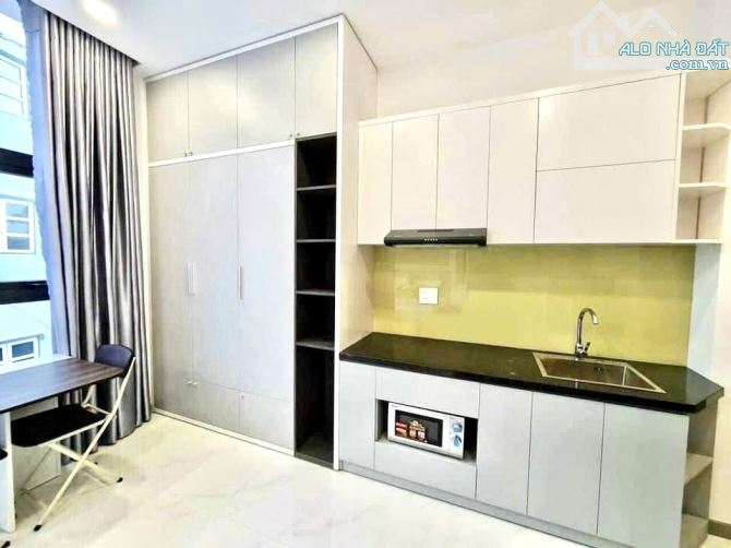 BÁN GẤP CHDV 5 TẦNG - 6X23M - CÂY TRÂM - THANG MÁY XỊN SÒ - KHOÁN 70TR - NHỈNH 17 TỎI - 2