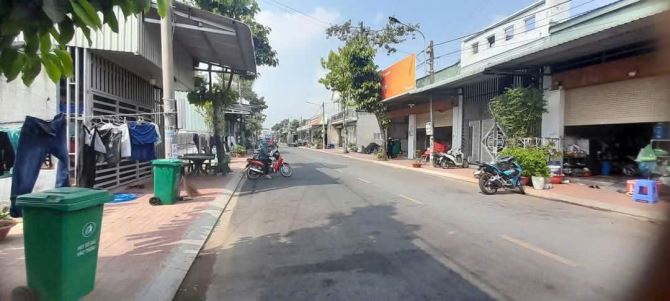 MẶT TIỀN CHỢ QUANG VINH 2, TÂN UYÊN GIÁ CHỈ 1XXX - 2