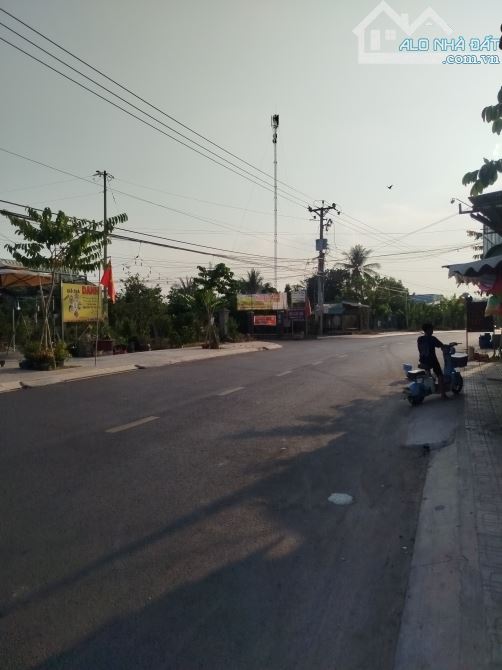 Bán nhà mặt tiền nhựa Cần Đăng Khu phố 1 Thị Trấn Tân Biên dt 7x40m - 2