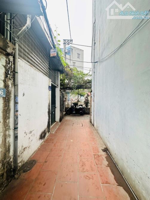 BÁN NHÀ CẤP 4 VIEW HỒ NGUYỄN CHÍNH 47M², GIÁ CHỈ 3.6 TỶ - 2