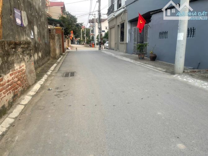 CHÍNH CHỦ BÁN LÔ ĐẤT SIÊU ĐẸP - TRỤC CHÍNH KIÊU KỴ, GIA LÂM . DT 89.9m2 : MT 6.43m - 2