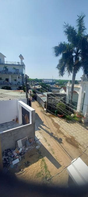 BÁN GẤP  NHÀ GẦN CHỢ THẠNH PHÚ 1T 1L 3PN 2WC 1PK SÂN TRƯỚC ĐỂ XE HƠI 7C gía 1ty500 SHR . - 2