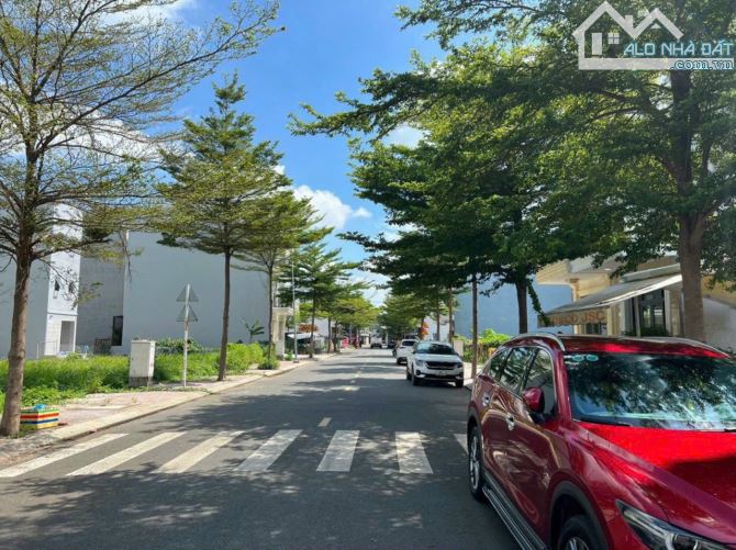 BÁN ĐẤT SỔ HỒNG RIÊNG (5M X 20M) PHONG PHÚ, BÌNH CHÁNH. CÁCH BẾN XE QUẬN 8 CHỈ 2KM - 2