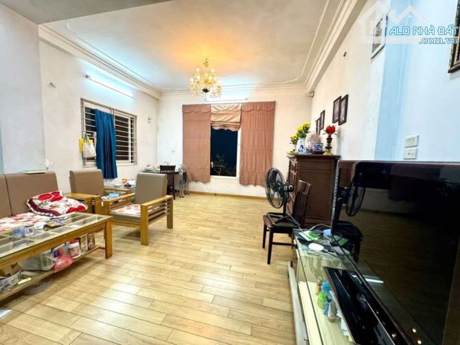 Hiếm, LÊ QUANG ĐẠO, 49m2 x5T, GẦN Ô TÔ. Dân xây Chắc Chắn, Tiện ích Ngập Tràn. Chỉ 8.2 tỷ. - 2