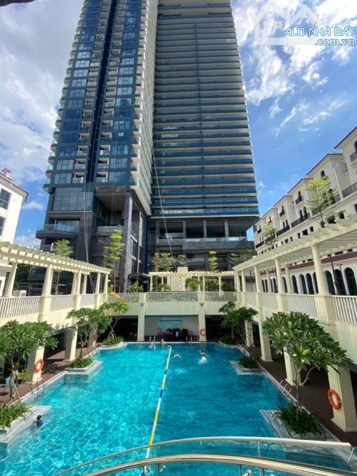 Chuyển nhượng căn 2 ngủ cực đẹp view đẹp Sông Hồng,  tại Sunshine Golden River - 2