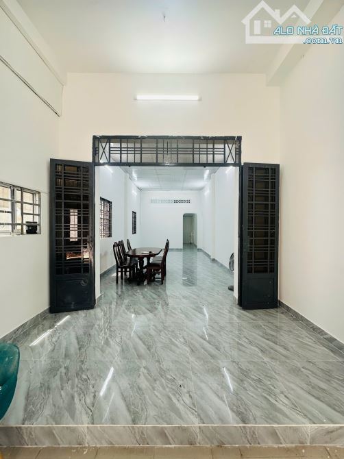 Cần bán gấp HXH Trường Chinh, P. Tân Hưng Thuận, DT 5,1x15m nhà cấp 4 giá 4,7 tỷ TL: - 2