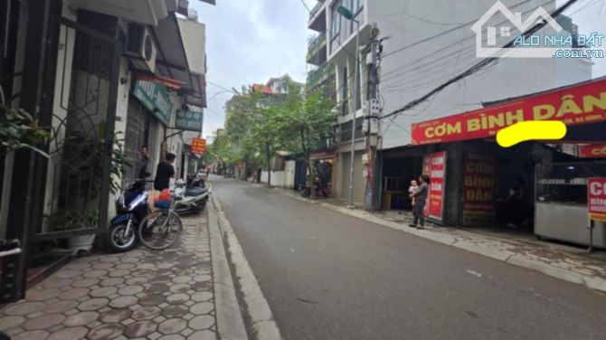 BÁN ĐẤT MẶT PHỐ ĐẠI YÊN (279 ĐỘI CẤN) - Ô TÔ TRÁNH - VỈA HÈ - KINH DOANH - MẶT TIỀN KHỦNG - 2