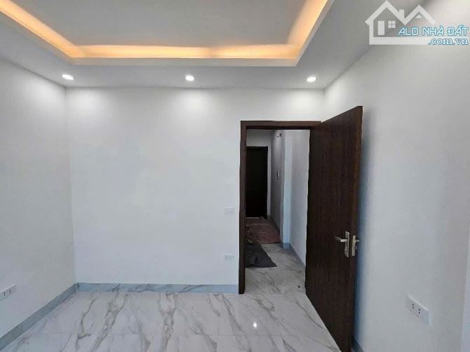 BÁN NHÀ MỚI ĐẸP 5 TẦNG - 6 PHÒNG - 2 MẶT THOÁNG - 2M RA Ô TÔ - GẦN ĐẠI HỌC ĐẠI NAM - 2
