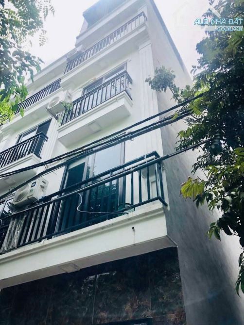 SIÊU PHẨM NAM TỪ LIÊM - NHÀ 3 MẶT THOÁNG - Ô TÔ ĐỖ CỬA - 10M RA ĐƯỜNG TRÁNH NHỈNH 7 TỶ - 2