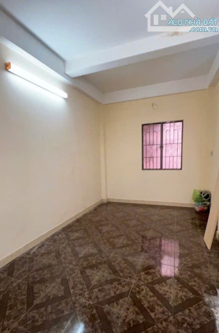 Bán Nhà Hẻm Trần Hưng Đạo Quận 1. DT: 42M² – Giá: Nhỉnh 12 Tỷ. - 2