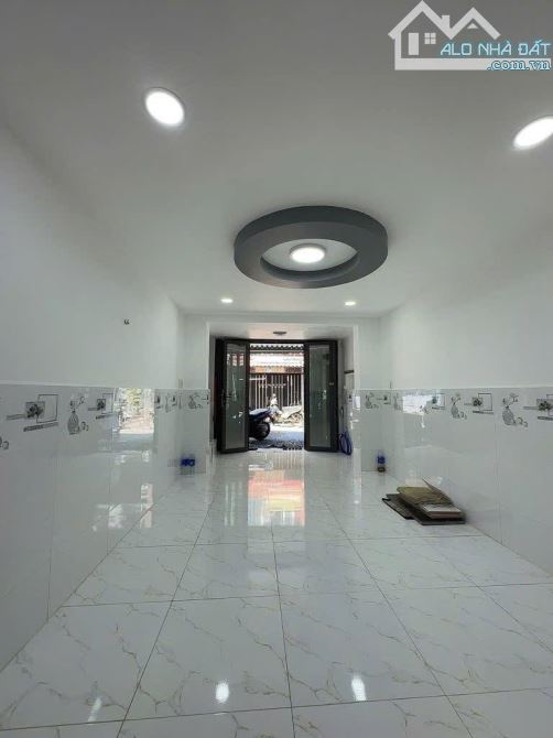 Nhà hẻm nhựa 6m Lê Văn Lương, 40m2, đúc 2 tầng chỉ 2,3 tỉ - 2