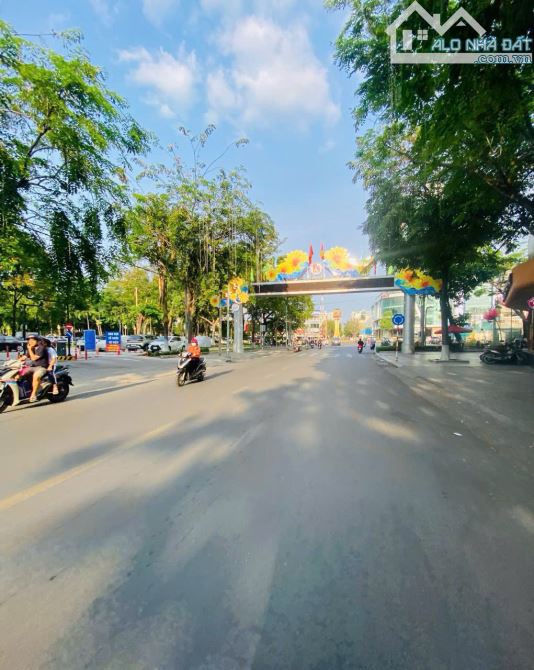 Đất hiếm trung tâm thành phố ngay Thành Uỷ 72m2 sổ riêng 4,2 tỷ siêu tiện ích đường 6m - 2