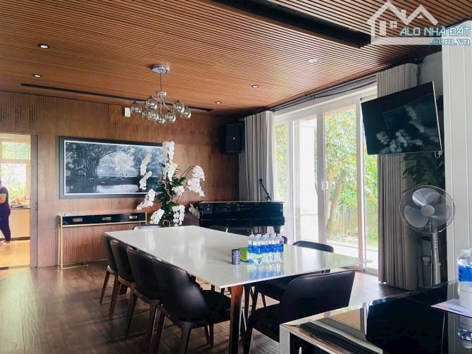 Bán Biệt Thự 1624m2(35mx50m) Siêu Rộng Tại Thảo Điền,Q2-Hầm 2 Tầng-Hồ Bơi Sân Vườn Đẹp - 3