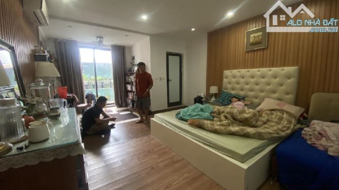 +CHỦ CẦN BÁN GẤP GIẢM CHÀO-1,5 TỶ GIÁ MỚI: 13.5 TỶ(giá cực tốt) -ĐỨC GIANG-Ô TÔ TRÁNH. - 3
