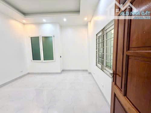 🔥NHÀ 5 TẦNG 60M2 CẠNH CV HÒA BÌNH - LÔ GÓC Ô TÔ VÀO NHÀ-CHỈ 13.8 TỶ - 3