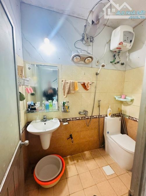 BÁN NHÀ CẤP 4 VIEW HỒ NGUYỄN CHÍNH 47M², GIÁ CHỈ 3.6 TỶ - 3