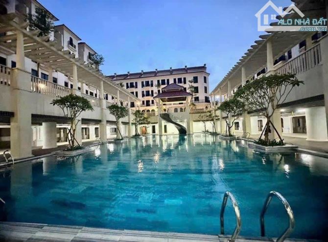 Chuyển nhượng căn 2 ngủ cực đẹp view đẹp Sông Hồng,  tại Sunshine Golden River - 3