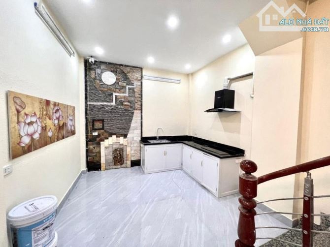 Yên Hoà- Vị Trie Ngon, Cực sầm uất- Vừa Ở Vừa Cho Thuê Hợp lí- Diện tích 40m- Giá 9.2 Tỷ - 3