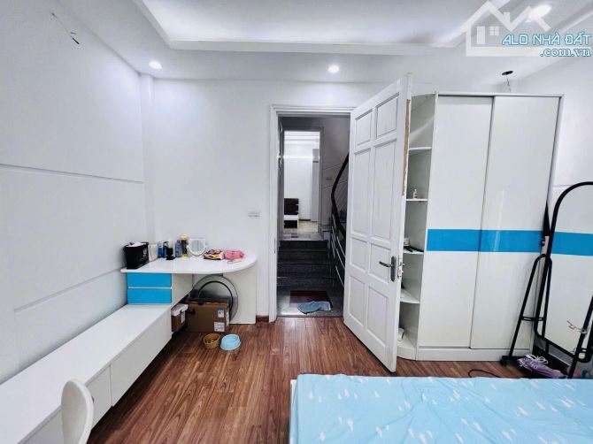 Bán nhà phố Thái Hà, Đống Đa, 40m2, 5T, mặt tiền 4m, gần phố, chỉ 9.5 tỷ - 3