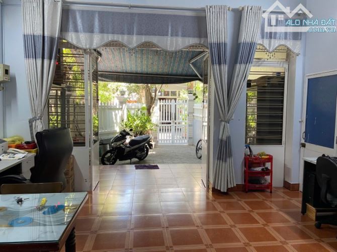 ♣ Nhà Kiệt thẳng 30m ra MT Đống Đa, 110m2, 3PN, sân rộng mát giá cực tốt 4.5 tỷ - 3