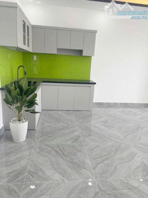 BÁN CĂN NHÀ MỚI 100% NGAY ĐỨC HOÀ ĐÔNG, ĐỨC HOÀ GIÁ 2TY150 (TL), DT 100M2 - 3