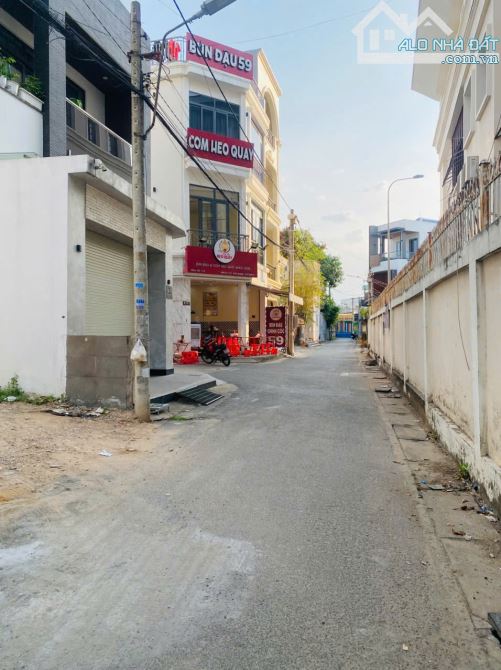 Đất hiếm trung tâm thành phố ngay Thành Uỷ 72m2 sổ riêng 4,2 tỷ siêu tiện ích đường 6m - 3
