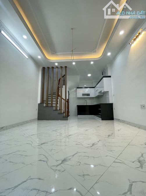 Mở bán 6 căn nhà mới Phúc Đồng, Long Biên 30m2 5 tầng nội thất cơ bản. Nhỉnh 4 tỷ - 4