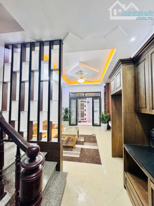Bán nhà Nam Dư -Hoàng Mai Dt: 30m2, 4 tầng, mt3.9m, giá 5.2 tỷ - 4