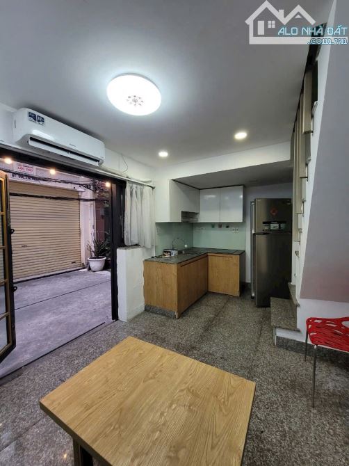 Nhà Full Nội thất Trệt 3 Lầu 5x3m 2 Phòng 2 wc Hẻm 25 Cống Quỳnh Giá 15 Triệu - 4