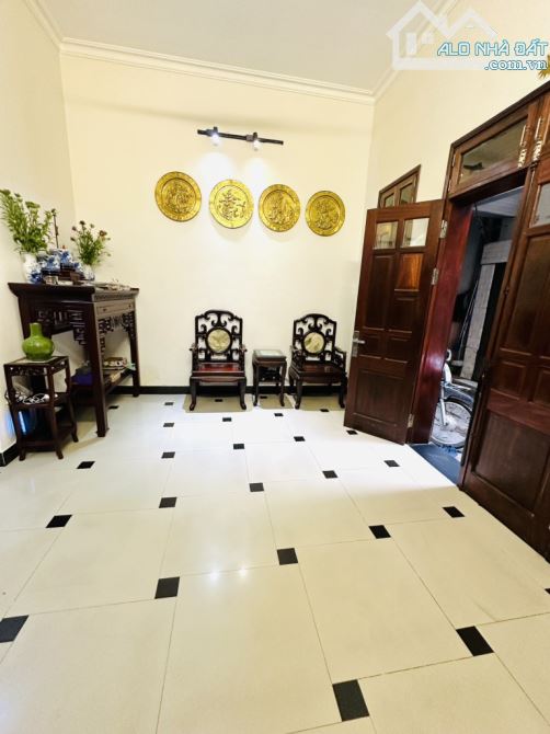 BÁN CĂN LÔ GÓC XÃ ĐÀN CỰC GẦN PHỐ - 50M2 - 5 TẦNG - 6M MẶT TIỀN - 11.6 TỶ - NỞ HẬU - 4