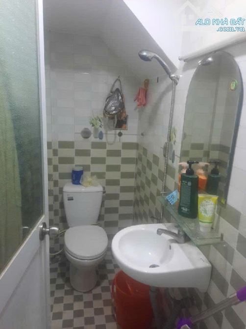 -BÁN NHÀ - TRUNG TÂM Q8 - PHƯỜNG 1- ÂU DƯƠNG LÂN -1 ĐỜI CHỦ - BÁN GẤP - CÒN 2,53 TỶ - 4