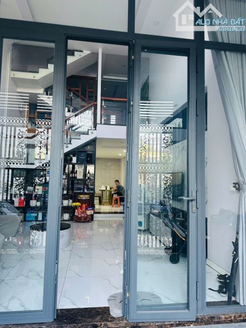 TRUNG TÂM Q.12 NGUYỄN ẢNH THỦ - NHÀ MỚI Ở NGAY - HẺM 7M THÔNG - 90m2 NGANG HƠN 5M - 4 TẦNG - 4