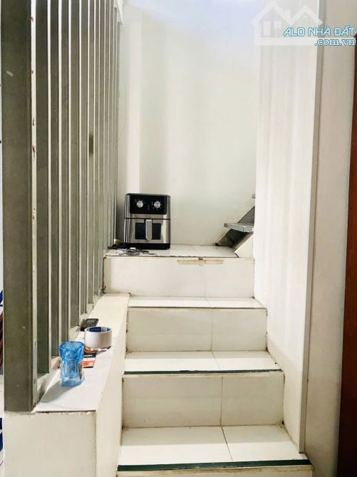 NHÀ Ở GIÁ RẺ - 75M2 SỔ HỒNG RIÊNG - GIÁ 1 TỶ 3 CÓ TL - 4