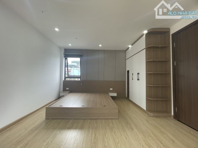BÁN NHÀ VŨ TRỌNG PHỤNG. DT 38M2 x 6TẦNG THANG MÁY, MT 4M. NGÕ NÔNG GẦN PHỐ. GIÁ 9.7TỶ - 4