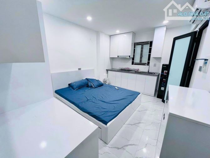 Tòa CHDV Xuân Thủy - cạnh ĐH Quốc Gia,  90m2*7 tầng, MT 12,5m, đủ PCCC, 21PKK, DT 7%/năm - 5