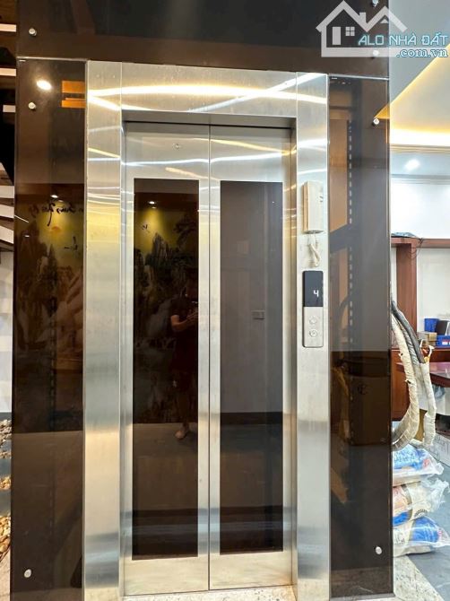 Hoa hậu TĐC Giang Biên, Giá tốt nhất khu vực , 6 tầng thang máy dân xây, 75m2 mt 5m - 5