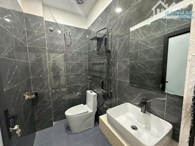 Hơn 6 tỷ có ngay NHÀ MỚI - NGÕ NÔNG - THÔNG SỐ ĐẸP tại Miếu Đầm. DT33m2x5T. - 5