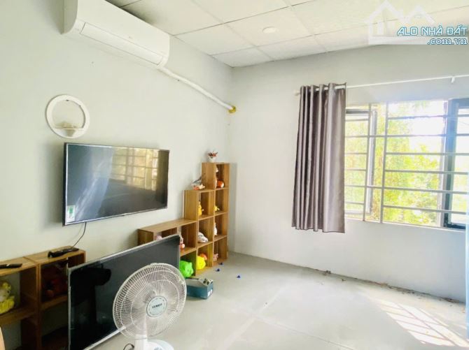 NHÀ Ở GIÁ RẺ - 75M2 SỔ HỒNG RIÊNG - GIÁ 1 TỶ 3 CÓ TL - 5