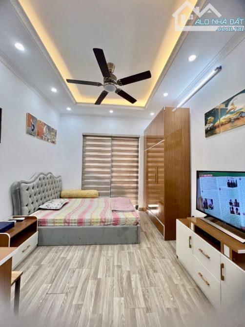 Bán Nhà Quận Long Biên 40m2-hơn 6 tỷ-DÂN XÂY-Ô TÔ-FULL NỘI THẤT-PHÁP LÝ CHUẨN-SỔ VUÔNG - 5