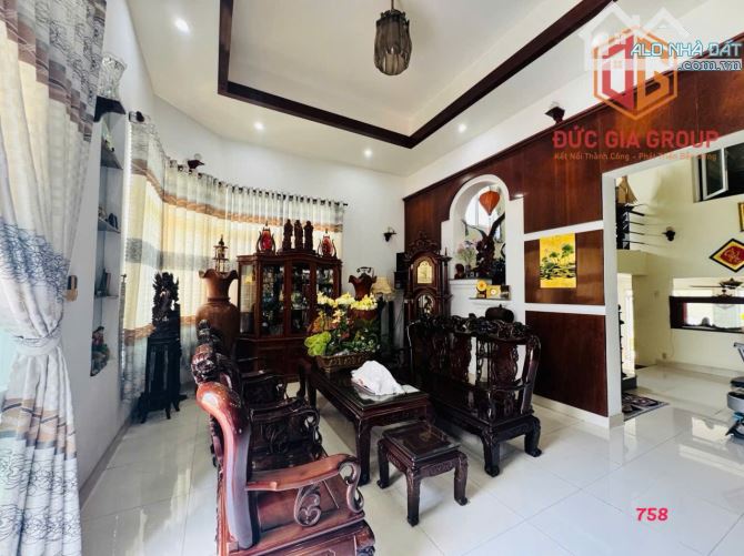 Biệt thự siêu đẹp tâm huyết gia chủ 268m2 giá 11 tỷ cần bán ngay Vincom sổ sẵn công chứng - 5