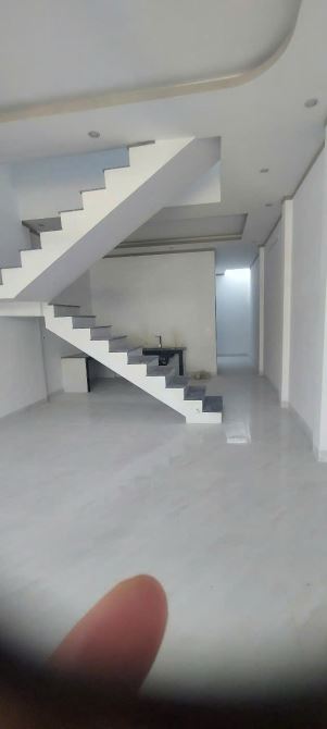 BÁN GẤP  NHÀ GẦN CHỢ THẠNH PHÚ 1T 1L 3PN 2WC 1PK SÂN TRƯỚC ĐỂ XE HƠI 7C gía 1ty500 SHR . - 6