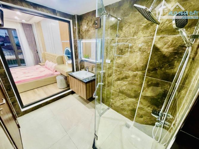 Bán Nhà Hoàng nhu Tiếp - Dân Xây 7 Tầng - Thang Máy - Full Nội Thất Gỗ - 6