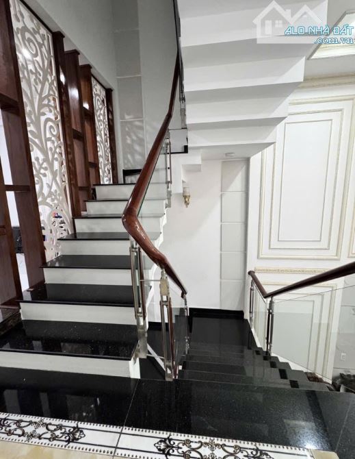Q8 Ô TÔ VÀO NHÀ 5 TẦNG MỚI VÀO Ở NGAY HẺM THẲNG 1 TRỤC CÁCH 50M RA MẶT TIỀN 9.2T - 6
