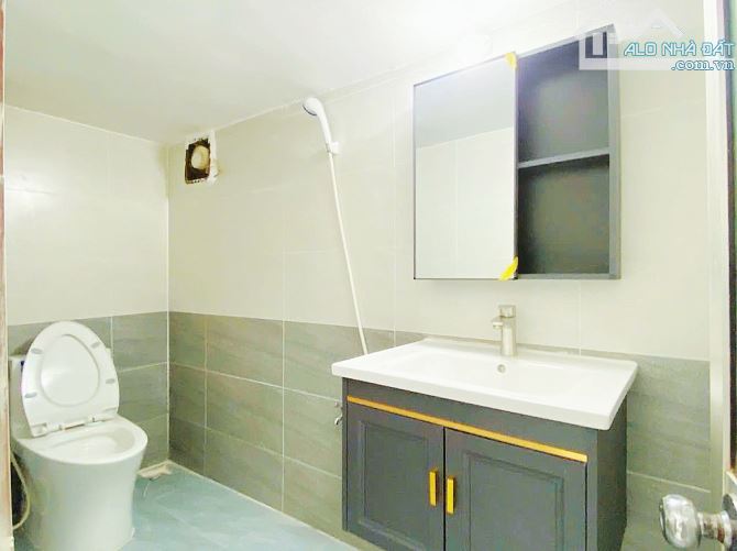 NGAY HOÀNG VĂN THỤ 52M2 - 3TẦNG - 4PN, 4WC, CHỈ 5TỶ XÍU CÒN TL DÒNG TIỀN ỔN ĐỊNH 20TR/THÁN - 7