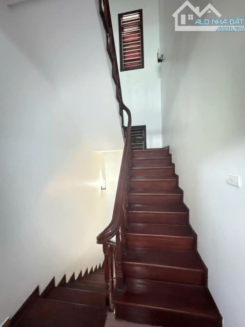 NHÀ ĐẸP DÂN XÂY CÁCH PHỐ 10M - Ô TÔ VÀO NHÀ - 5 TẦNG 85M2 NHỈNH 17 TỶ - 7