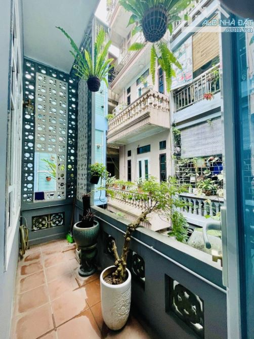 BÁN CĂN LÔ GÓC XÃ ĐÀN CỰC GẦN PHỐ - 50M2 - 5 TẦNG - 6M MẶT TIỀN - 11.6 TỶ - NỞ HẬU - 7