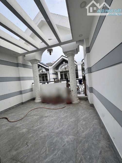 Q8 Ô TÔ VÀO NHÀ 5 TẦNG MỚI VÀO Ở NGAY HẺM THẲNG 1 TRỤC CÁCH 50M RA MẶT TIỀN 9.2T - 7